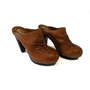 Sbicca tan leather studded clogs platform size 6